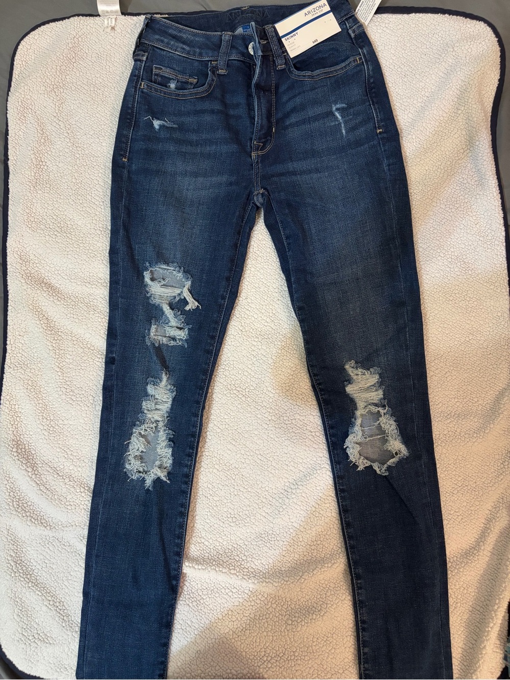 Arizona Jean Company Dark Blue Distressed High-Rise Skinny Jeans - Picture 1 of 4